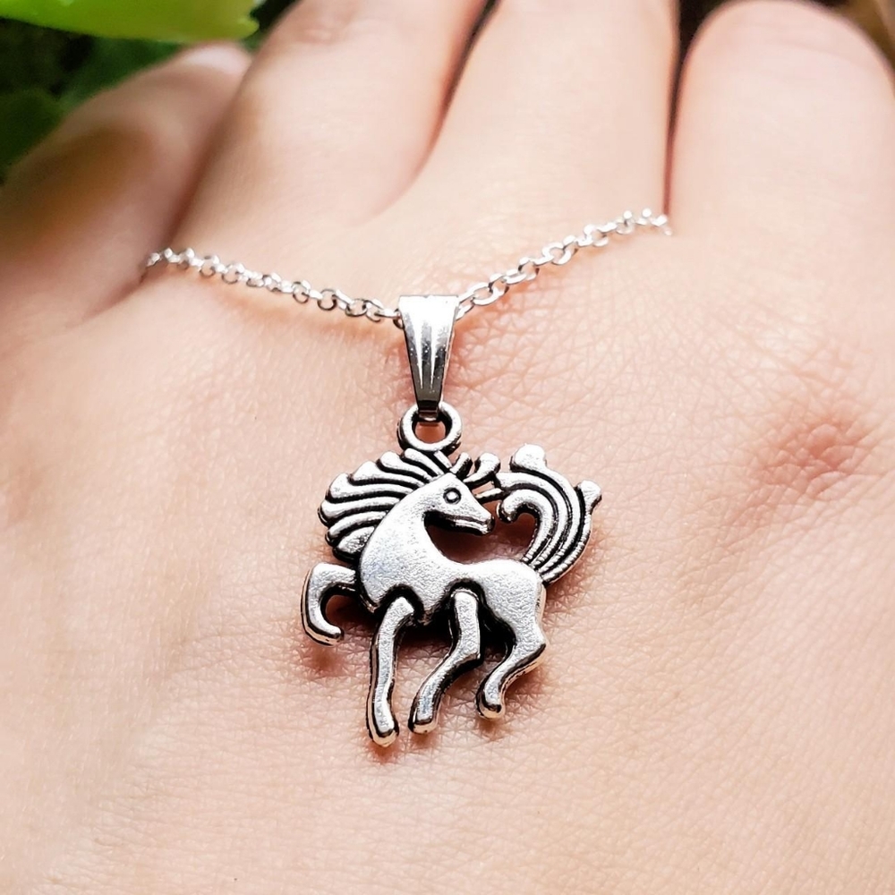 New Magical Silver Horse Necklace